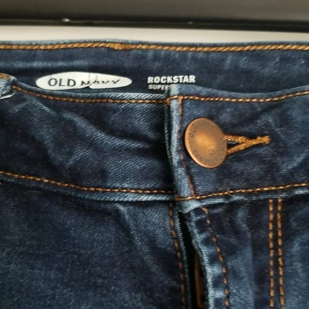 Old Navy Rockstar High Rise Super Skinny Jeans